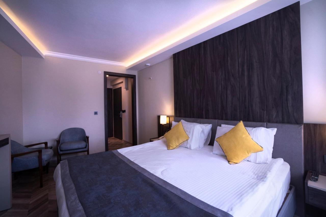 Uk Ankara Hotel Exterior photo