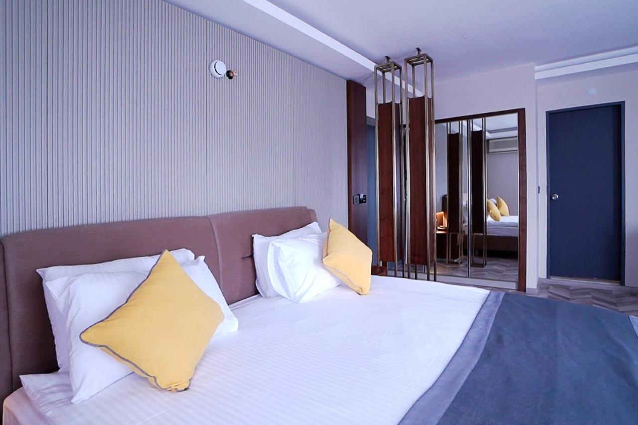 Uk Ankara Hotel Exterior photo
