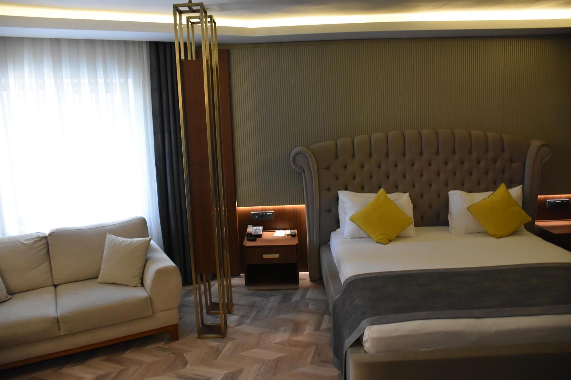 Uk Ankara Hotel Exterior photo